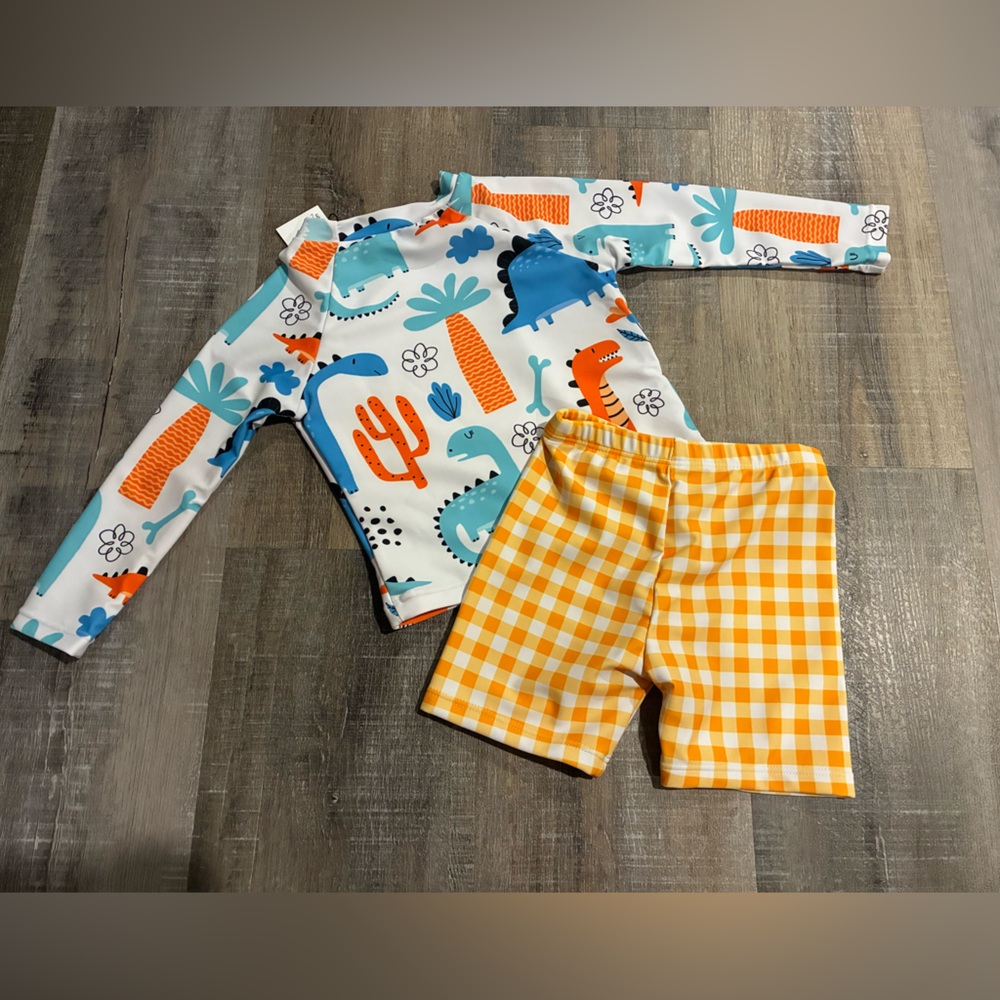Dinosaur Print Rash Guard Set - Picture 2 of 3